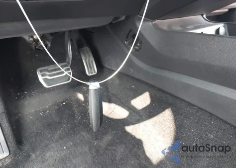 2018 Ford Fusion Titanium z USA, uszkodzony, nr VIN 3FA6P0D97JR247621